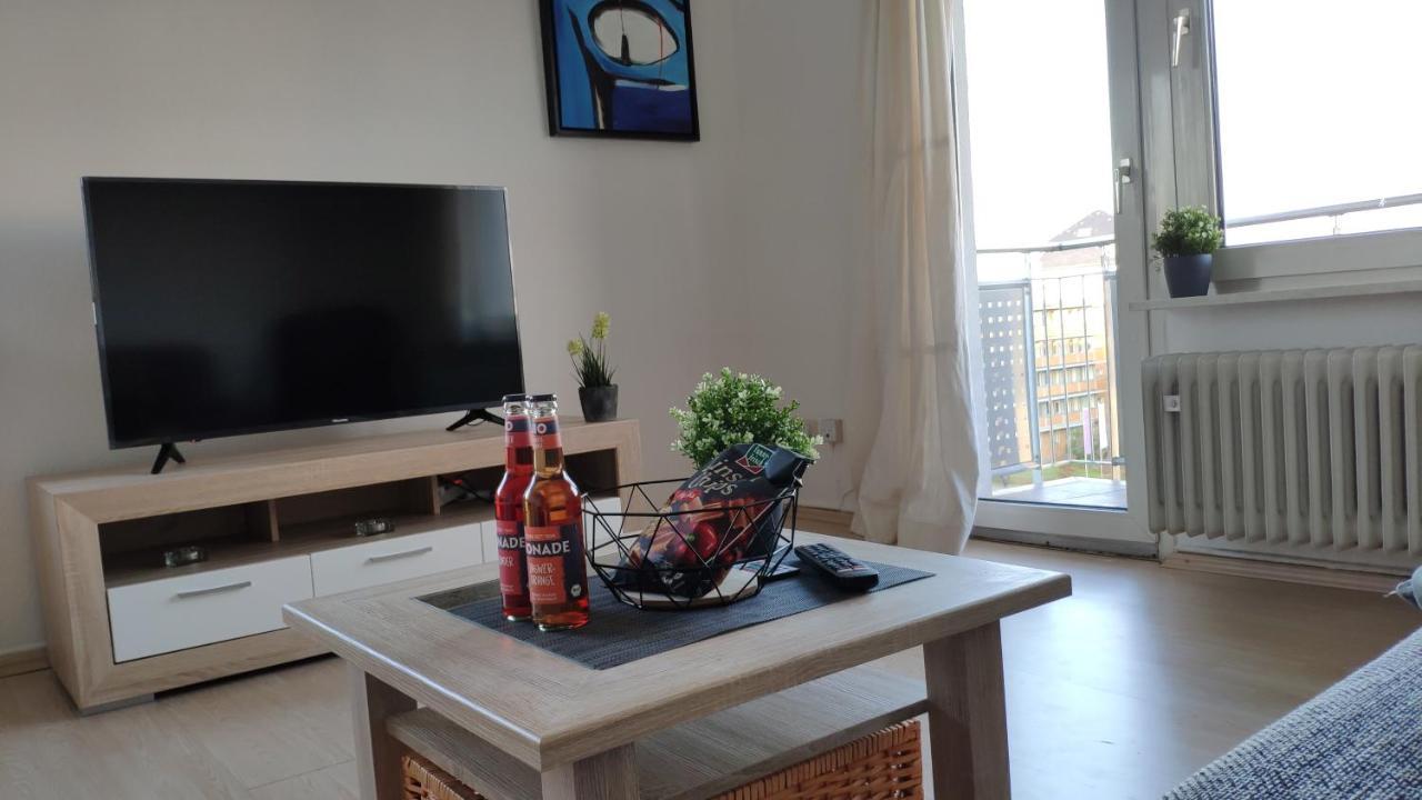 Zen Apartments - Geraumig Fur 4 - Zentral - Balkon - Netflix Карлсруэ Экстерьер фото